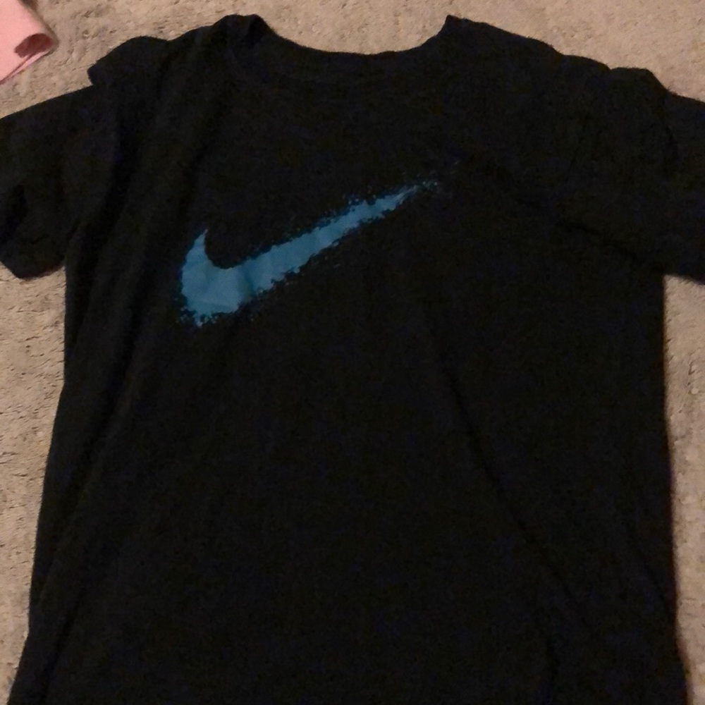 Kids large Nike shirt
